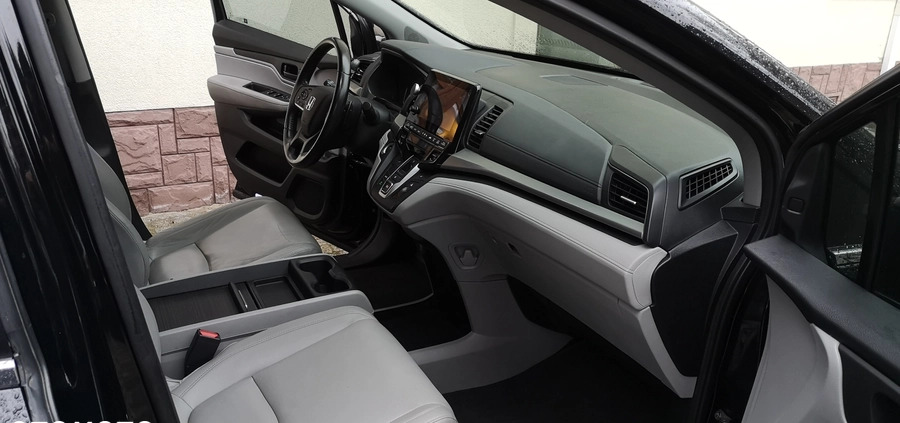 Honda Odyssey cena 106000 przebieg: 109888, rok produkcji 2018 z Warszawa małe 121
